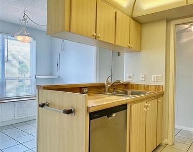 2617 Cove Cay Drive - Photo Thumbnail 4