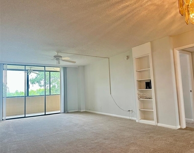 2617 Cove Cay Drive - Photo Thumbnail 40
