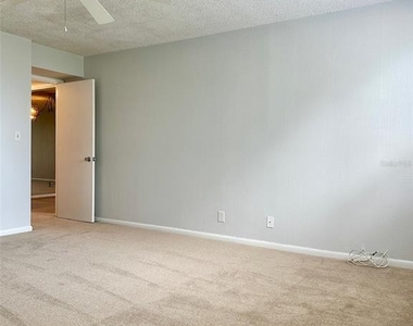 2617 Cove Cay Drive - Photo Thumbnail 31