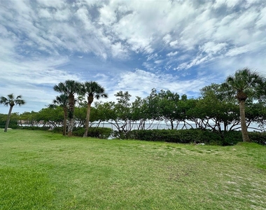 2617 Cove Cay Drive - Photo Thumbnail 53