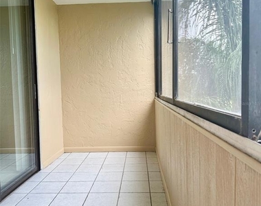 2617 Cove Cay Drive - Photo Thumbnail 47