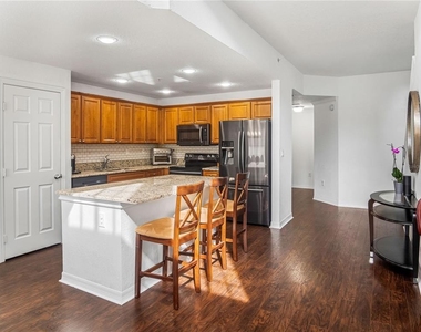 126 S Obrien Street - Photo Thumbnail 8