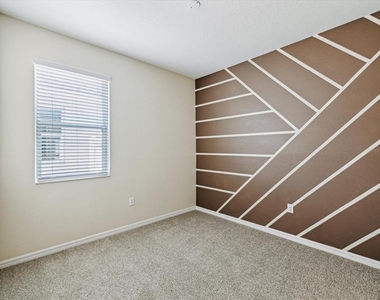 11525 Southern Creek Drive - Photo Thumbnail 3