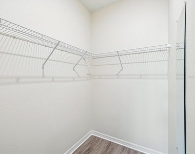 11525 Southern Creek Drive - Photo Thumbnail 23