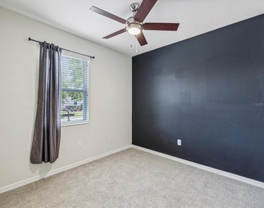 11525 Southern Creek Drive - Photo Thumbnail 7