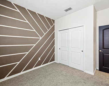 11525 Southern Creek Drive - Photo Thumbnail 4
