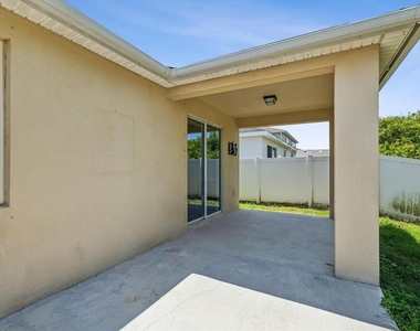 11525 Southern Creek Drive - Photo Thumbnail 30
