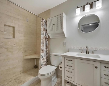 650 Pinellas Point Drive S - Photo Thumbnail 21