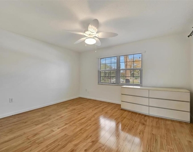 650 Pinellas Point Drive S - Photo Thumbnail 18
