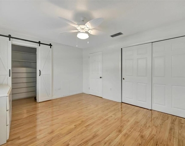 650 Pinellas Point Drive S - Photo Thumbnail 19