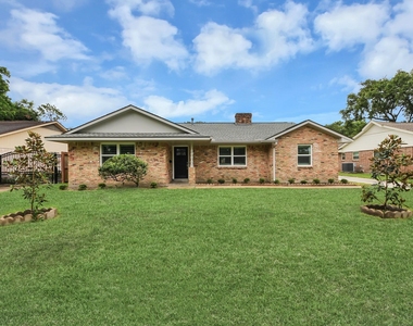 8007 Rowan Lane - Photo Thumbnail 33