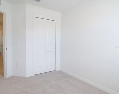 2541 Sunray Venus Way - Photo Thumbnail 7