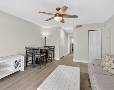 3795 41st Lane S - Photo Thumbnail 10