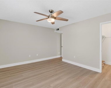 3795 41st Lane S - Photo Thumbnail 18