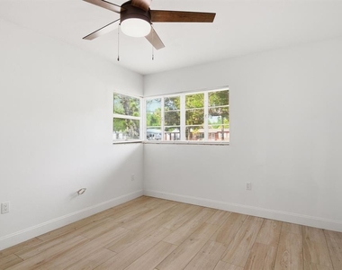 4325 S Coolidge Avenue - Photo Thumbnail 15