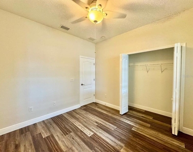 11618 Ashton Field Avenue - Photo Thumbnail 28