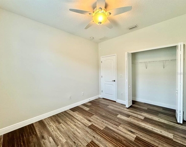 11618 Ashton Field Avenue - Photo Thumbnail 31
