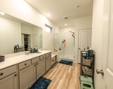 9335 Pavonia Fawn Drive - Photo Thumbnail 10