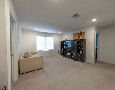 9335 Pavonia Fawn Drive - Photo Thumbnail 14