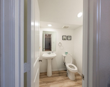 9335 Pavonia Fawn Drive - Photo Thumbnail 7