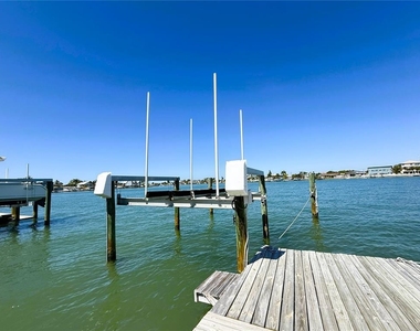 468 20th Avenue - Photo Thumbnail 36