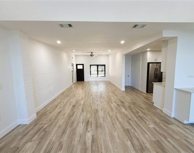 468 20th Avenue - Photo Thumbnail 8