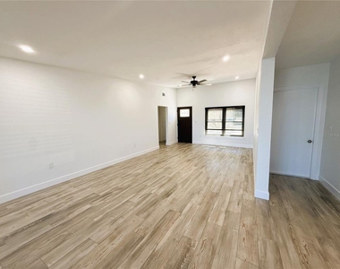 468 20th Avenue - Photo Thumbnail 9
