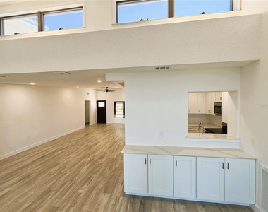 468 20th Avenue - Photo Thumbnail 11