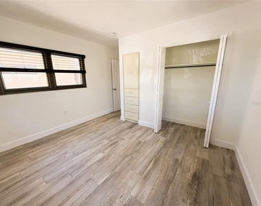 468 20th Avenue - Photo Thumbnail 23