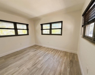 468 20th Avenue - Photo Thumbnail 22