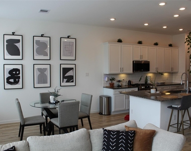 4203 Champlain Way - Photo Thumbnail 16