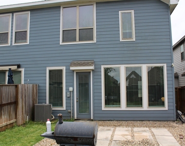 4203 Champlain Way - Photo Thumbnail 26