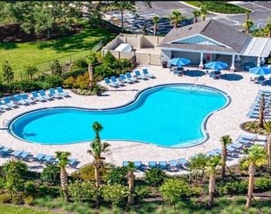 13341 Tropical Breeze Way - Photo Thumbnail 19