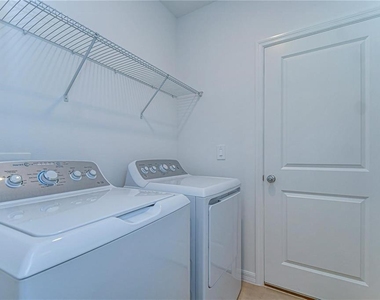13341 Tropical Breeze Way - Photo Thumbnail 15