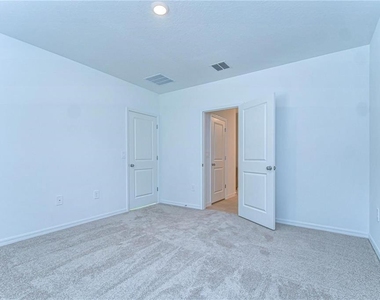 13341 Tropical Breeze Way - Photo Thumbnail 12