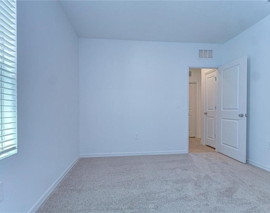 13341 Tropical Breeze Way - Photo Thumbnail 9
