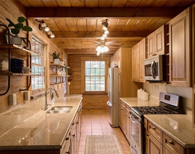 18233 Country Place Drive - Photo Thumbnail 7