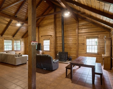 18233 Country Place Drive - Photo Thumbnail 9