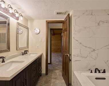 18233 Country Place Drive - Photo Thumbnail 15