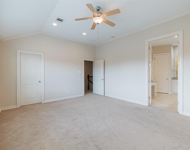 11207 Tramonto Drive - Photo Thumbnail 31