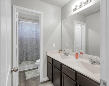 3555 Cannon Drive - Photo Thumbnail 32