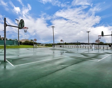 2628 Balforn Tower Way - Photo Thumbnail 37
