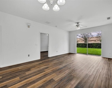 2628 Balforn Tower Way - Photo Thumbnail 6