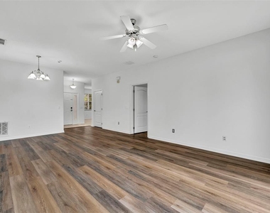 2628 Balforn Tower Way - Photo Thumbnail 9