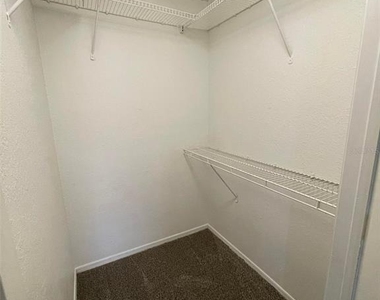 2206 Antigua Place - Photo Thumbnail 7