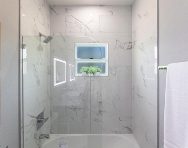 247 Heather Street - Photo Thumbnail 26