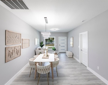 247 Heather Street - Photo Thumbnail 4