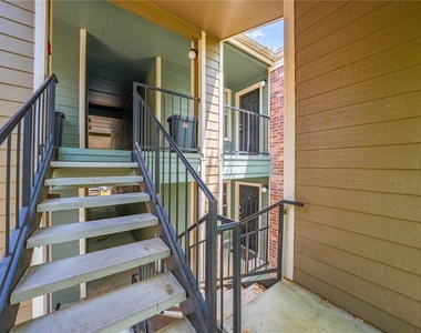 2210 Yankee Place - Photo Thumbnail 17