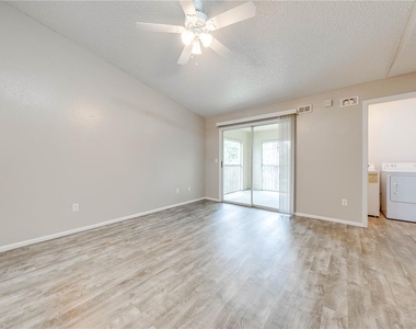 2210 Yankee Place - Photo Thumbnail 8