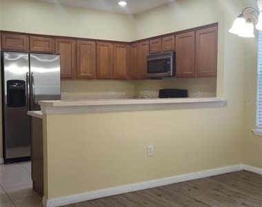 7129 Red Lantern Drive - Photo Thumbnail 3